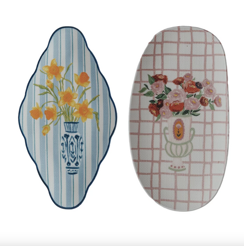 Textured Plate w/ Flowers in Vase (2 Styles)
